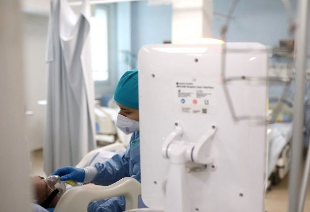 Intensive Care Unit (ICU) for COVID-19 patients   (REUTERS)