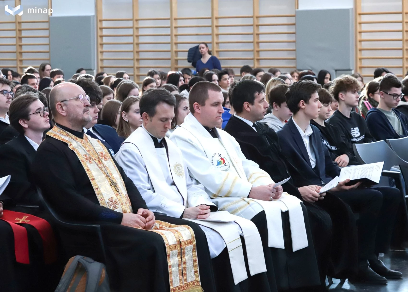 okumenikus ima levay 260120ml 15.jpg