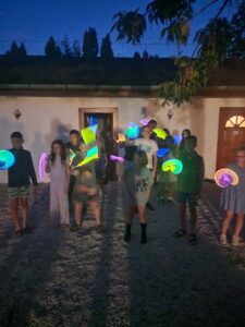 image007